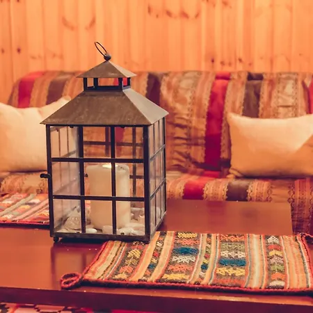 Traditional Xenofon Tatil Evi